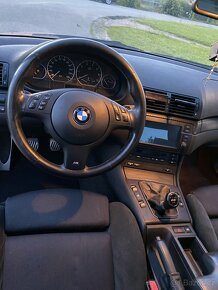BMW e46 330i sedan M-paket 2 (2000) + originál BMW kola - 13