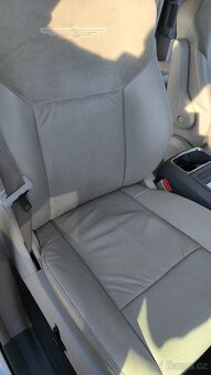 Prodám Chrysler Grand Voyager 3,8 benzín - 13