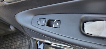 Hyundai Santa Fe Hybrid Facelift 1.6 T-GDi HEV 4x4 - 13