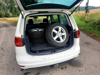 Volkswagen SHARAN 2,0 tdi 103 kw 2011 - 13