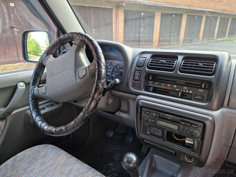 Prodám SUZUKI JIMNY 1.3/59kW, klimatizace - čistý vůz - 13