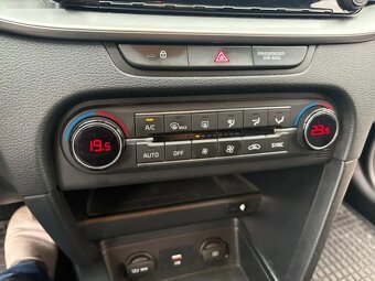 Kia Cee´d, 1,4TGDI 103kw Exclusive + NAV - 13