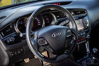 Kia Ceed 1.4 MPI, 74kW, Platinum, Uefa Edition 2016 - 13