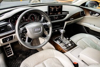 TOP Audi A7 Sportback 3.0 TDI quattro S tronic - 13