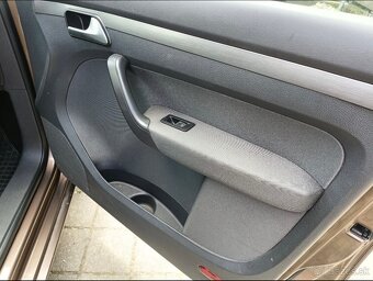 VOLKSWAGEN TOURAN AUTOMAT - NA PREDAJ - 13