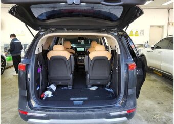 Kia Carnival 2.2-9 MÍST-DODÁNÍ 6/2025 - 13
