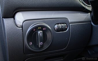 Volkswagen Golf 1.4 59kW M5 MODEL 2010 - 13