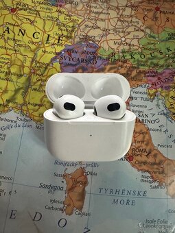 Apple iPhone 11 Pro 64GB Silver + Apple AirPods 3 - 13