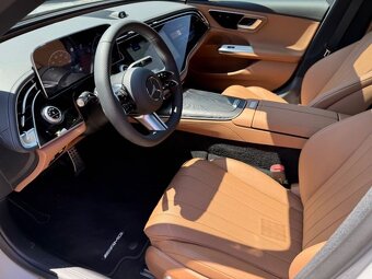 Mercedes-Benz E 200 AMG Line Advanced - 13