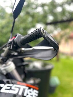 KTM 640 LC4 - 13