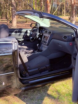 Ford Focus Cabrio Pininfarina Coupe-Cabrio (CC) - 13