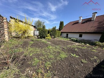 Prodej rohovoého domu - kombinace podnikání a bydlení ( 947  - 13