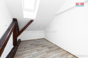 Pronájem bytu 3+1, 80 m², Pardubice, ul. Dašická - 13