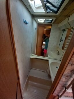 Prodám dvouosý karavan dethleffs  nomád - 13