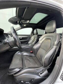 Volvo S90 D4 140kW R-Design - 13