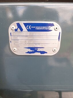 Kolesový otočný bager Hyundai 55w-9a robex - 13