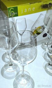 SADA DESIGN SKLENKY NA VÍNO (5+1ks) 560ml - 13