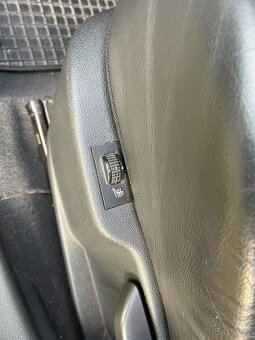 Peugeot 3008 1.6 HDI, automat, 2010 - 13