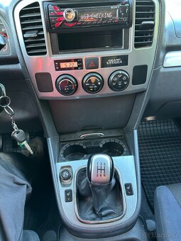 2x Suzuki Grand Vitara 2,0 HDi 80 kW  4x4 - 13