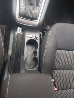 ŠKODA OCTAVIA 2 1.9 TDI 77KW 2009 FACELIFT DSG - 13