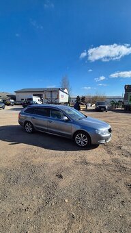 Superb 103kW 4x4 - 13