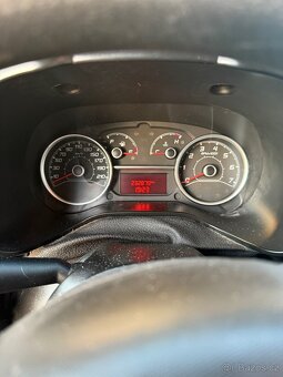 Fiat Doblo 1.6 jtdm - 13