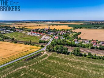 Prodej pozemku pro bydlení, 1111 m2, Dvory u Nymburka - 13