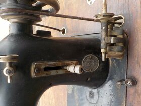 šicí stroj Singer,Royal a ANKER - 13