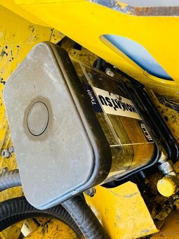 Pásové rypadlo Komatsu PC210 LC-11 - 13