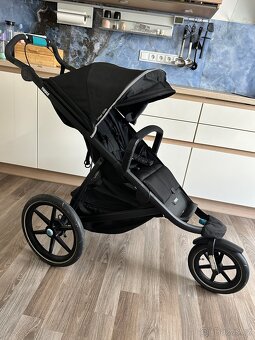 Thule urban glide 2 + korba + top vybava - 13