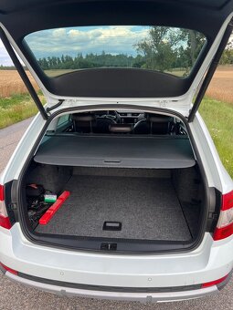 Škoda Octavia III Scout 2.0 TDi DSG - 13