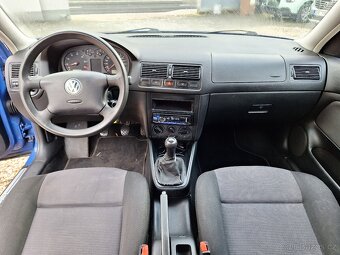 Volkswagen Golf 1.6i 77KW Kombi, Klima - 13