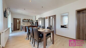 Prodej rodinného domu 151 m², zahrada, bazén, pergola, Rohat - 13