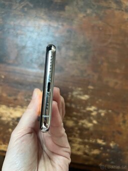 iPhone Xs 64GB, bílý, top stav, nová baterie - 13