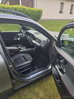 Mercedes-Benz GLB 250 AMG 4M - 13