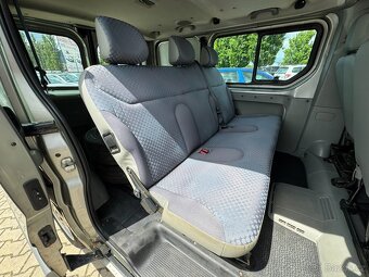 Renault Trafic 6 MÍST 2,5 DCI 107 KW ČR - 13