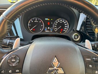 Outlander Mitsubishi - 13