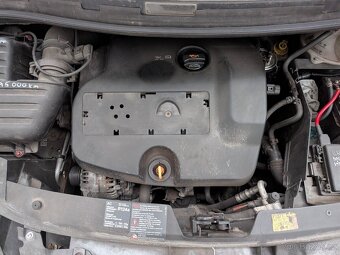 Ford Galaxy 1,9 TDI 85 kW - 13