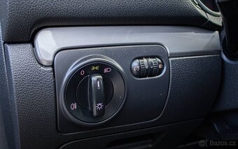 Volkswagen Golf 1.4 59kW M5 MODEL 2010 - 13