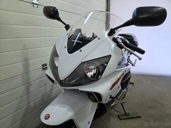Honda CBR 600 F Sport - 13