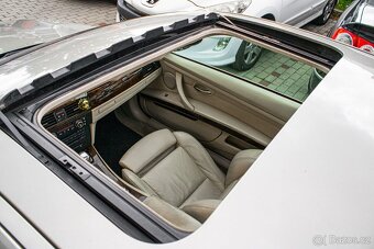 BMW Rad 3 Coupé 330 xd A/T - 13