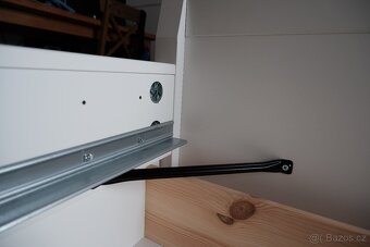 Postel IKEA IDANÄS 180x200 cm + rošt LINDBÅDEN – bílá - 13