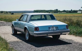 Nabízím k výměně Cadillac Seville 5.7i ( 350 cu ). - 13