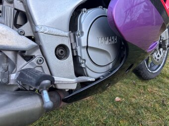Yamaha FZR 1000, 1995, poslední model - 13