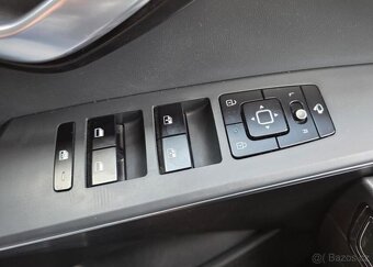 Kia e-Niro 1.MAJ.-150kW-64,8kWH-ZÁRUKA - 13