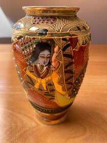 Sběratel nabízí starý japonský porcelán a keramiku - 13
