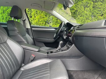 Škoda Superb 2.0 TDI 110 kW DSG PREMIUM EDITION - 13