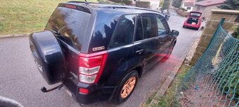 Suzuki Grand Vitara 4x4 - 13