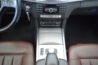 Mercedes-Benz Třídy E 2,1 250 CDI 150 kW, 4M,1.maj,serviska, - 13