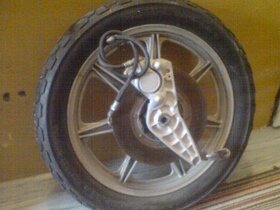 Yamaha XS 650 1100 400 Yamaha RD 250 350 - díly - 13